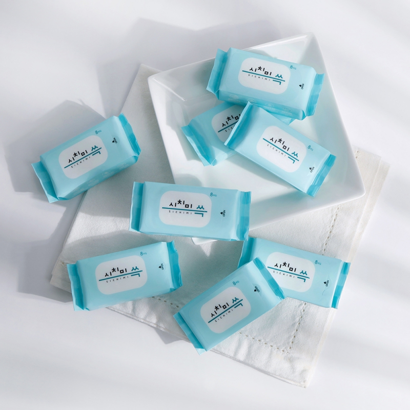 지브로와 시치미 쓱 휴대용 초미니 물티슈 여행용 일회용 소형 포켓 8팩x3봉 상품이미지