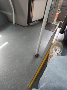 버스타고 출근이요~